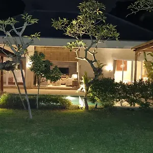  Villa New 4 Bedroom Surrounded By Jungle And Ricefields